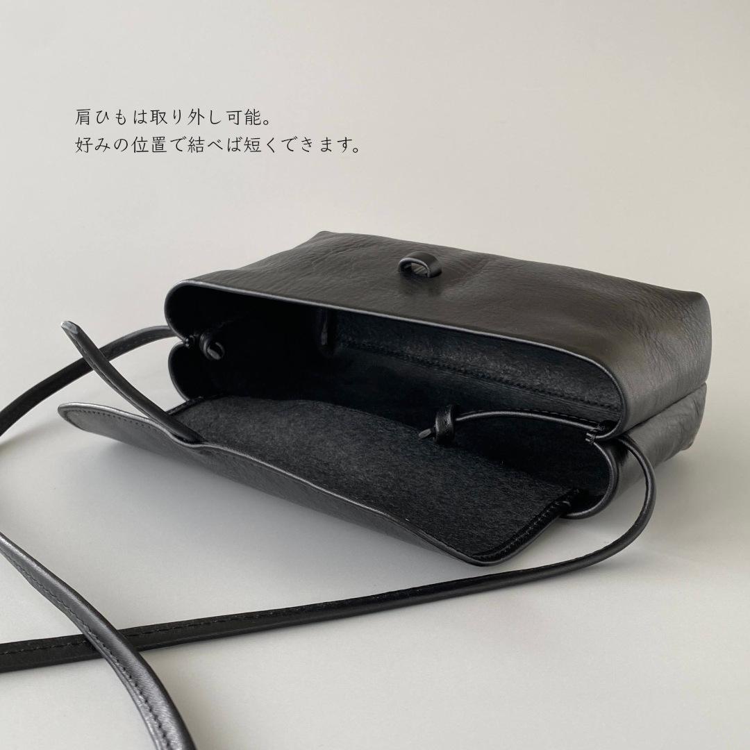 Yuzu／ スキマからも取り出せる、イタリアンレザーのベルト留めミニポシェット | 7枚目
