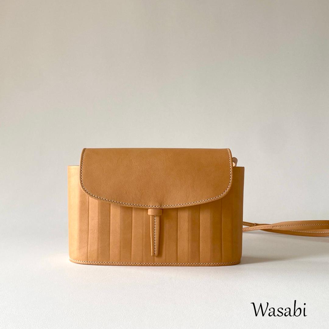 アウトレット／生成りヌメのポシェット／Wasabi